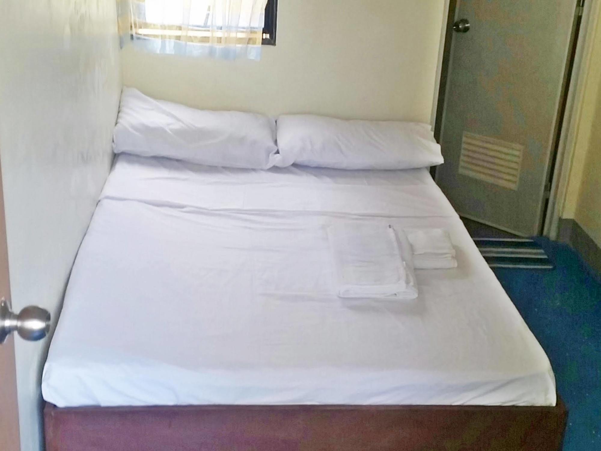 Ezy Stay Puerto Princesa Tiniguiban ภายนอก รูปภาพ