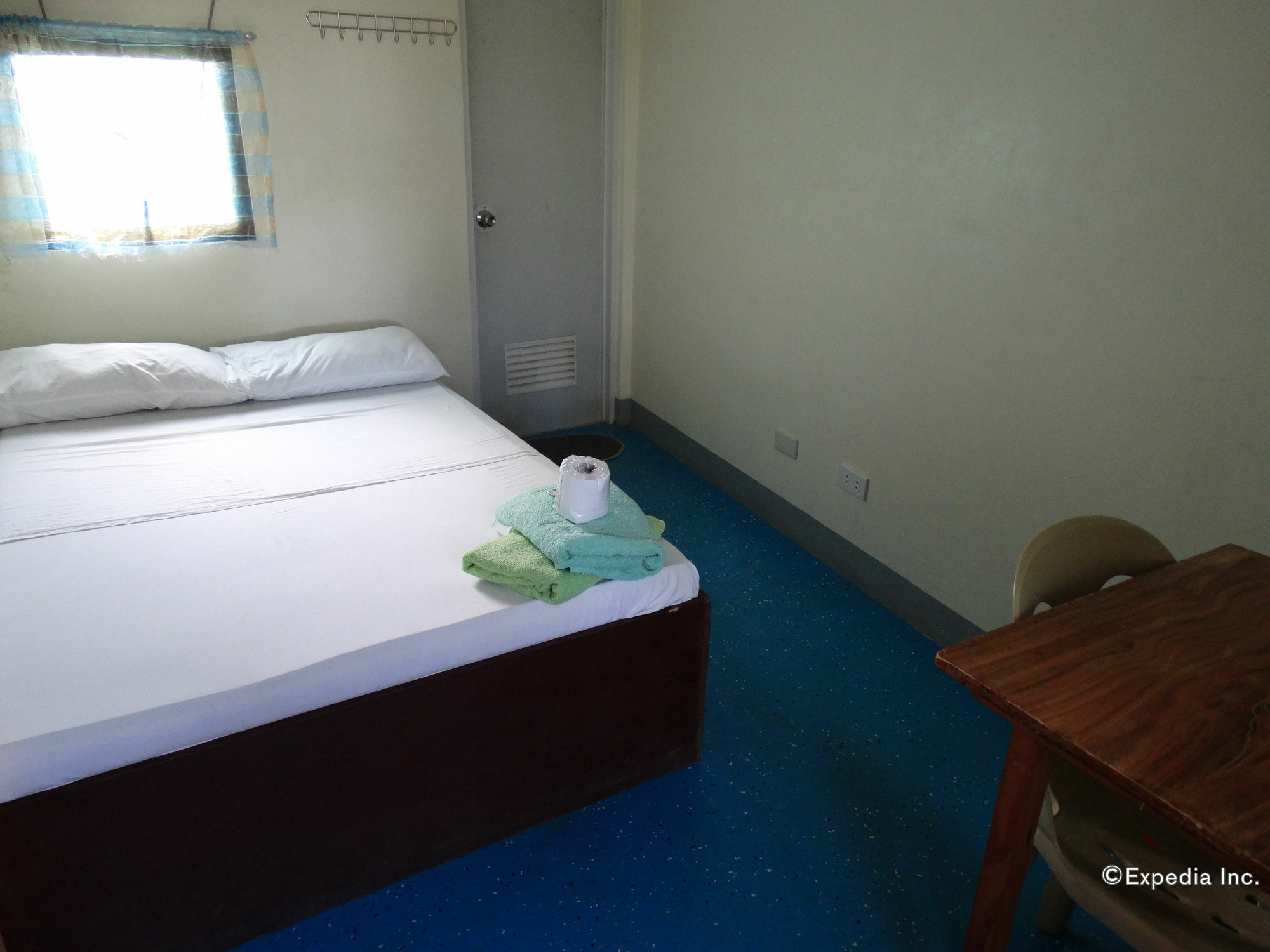 Ezy Stay Puerto Princesa Tiniguiban ภายนอก รูปภาพ